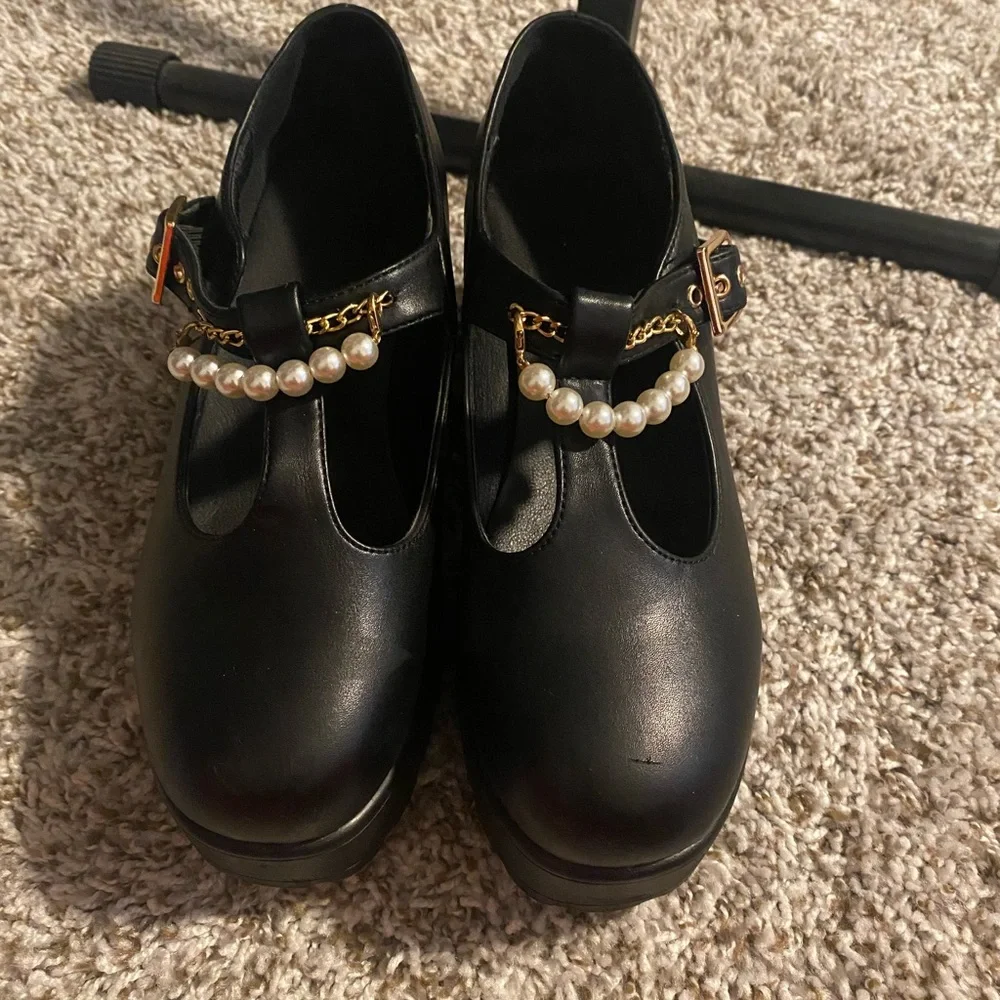 Mary Janes - Picture 6 of 6